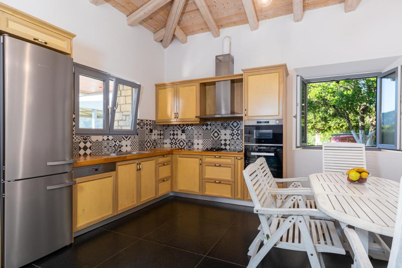 Villa Dafni & Nikos Corfu Kato Korakiana Exteriér fotografie